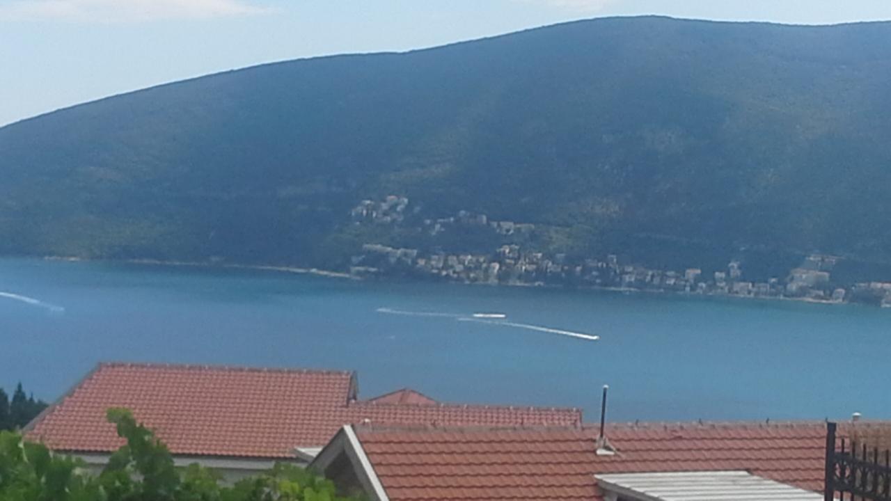 Porodicni Apartman Herceg Novi Exterior photo