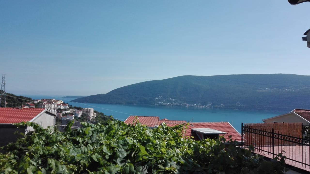 Porodicni Apartman Herceg Novi Exterior photo