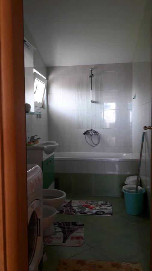 Porodicni Apartman Herceg Novi Exterior photo